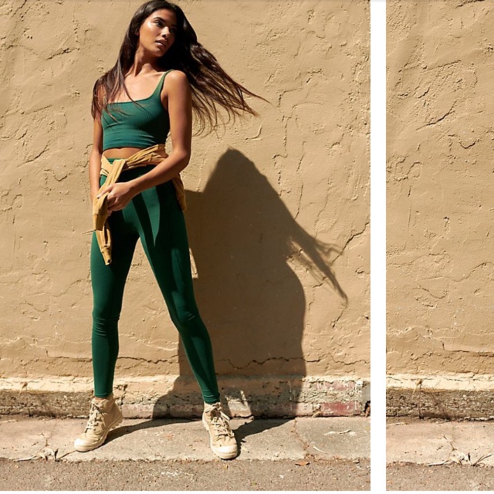 FP Movement Happiness Runs Square Neck Crop in Emerald - Size XS/S - Picture 4 of 10